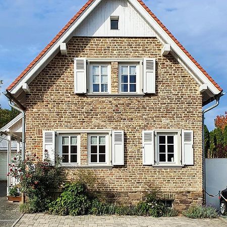 Friendly Home - "Gemuetliches Backsteinhaus" Koeln Bonn Phantasialand Bornheim  Eksteriør bilde